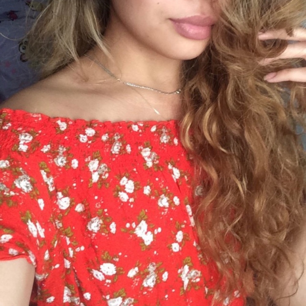 Floral off shoulder crop top